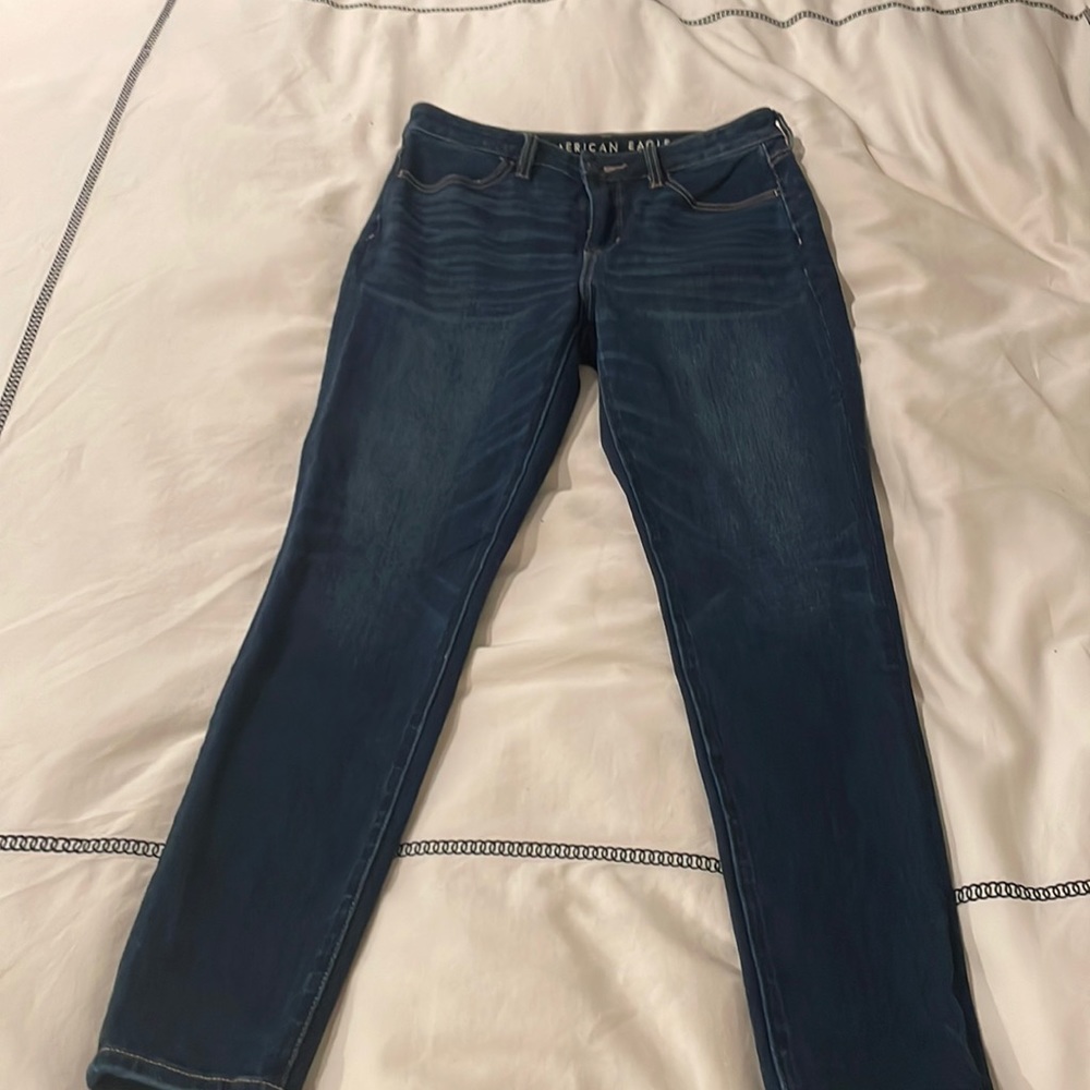 American eagle high rise dream Jean size 4 short